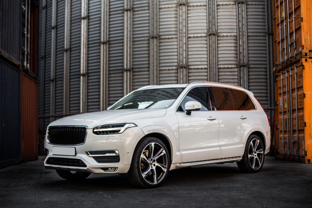 White 4x4 ready for a Namibia self-drive safari