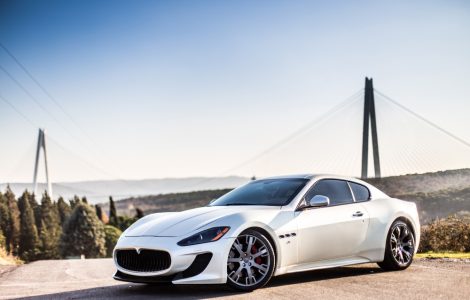 Long-term car rental