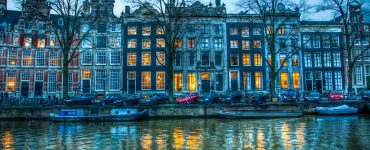 Canal houses along a gracht in central Amsterdam
