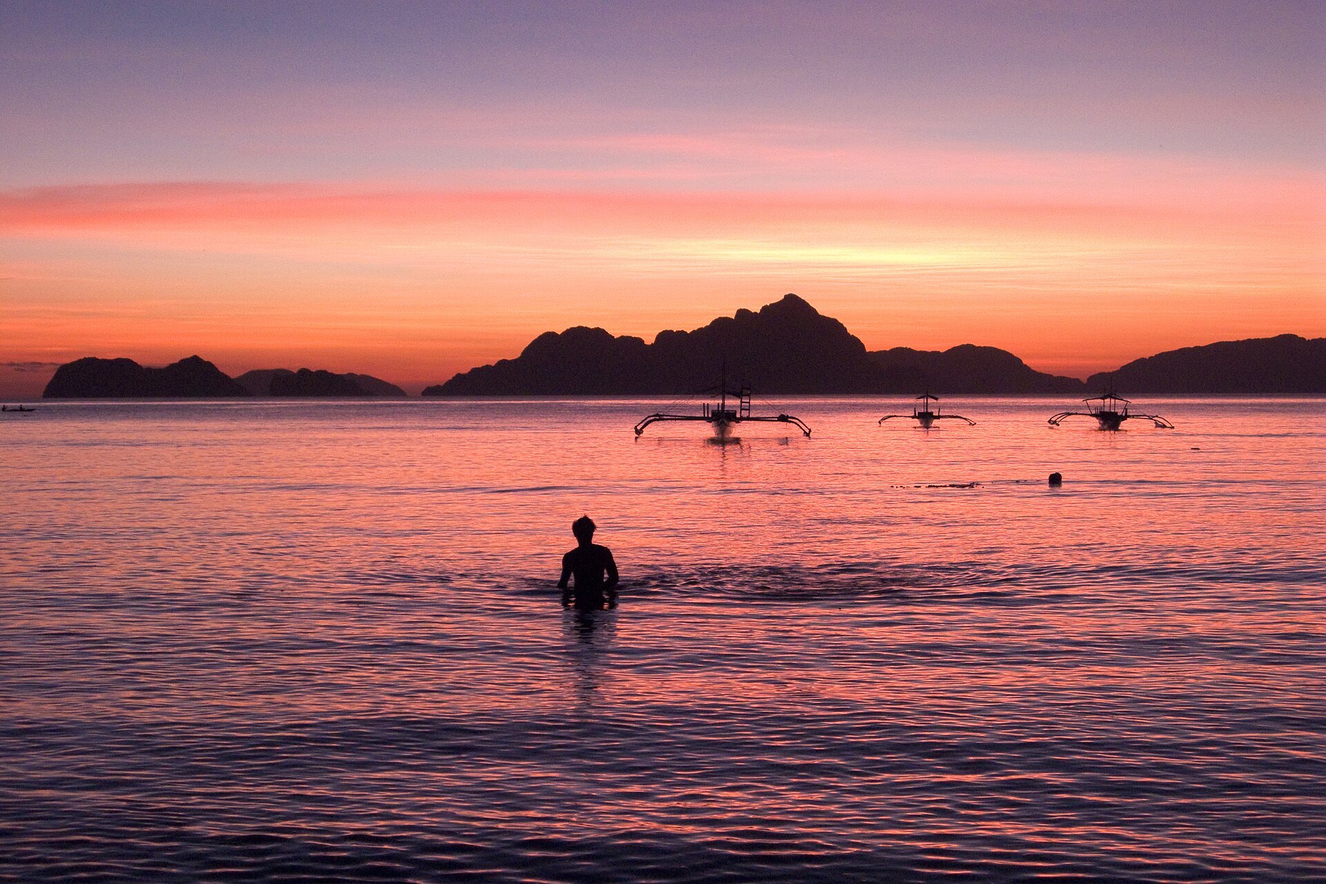 Limestone cliffs and lagoon in El Nido, Palawan, Philippines
