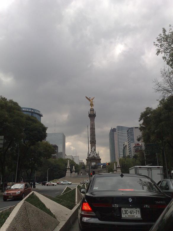 The Angel of Independence monument on Paseo de la Reforma in Mexico City