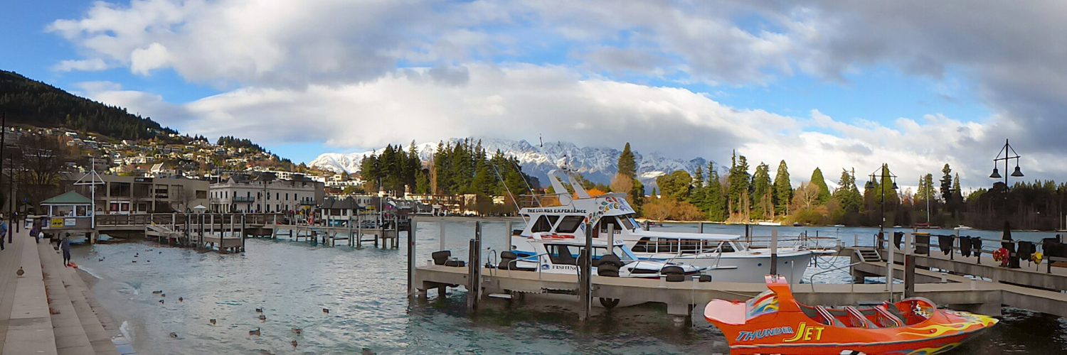 Queenstown on the shore of Lake Wakatipu with the Remarkables mountains behind
