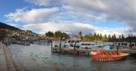 Queenstown on the shore of Lake Wakatipu with the Remarkables mountains behind