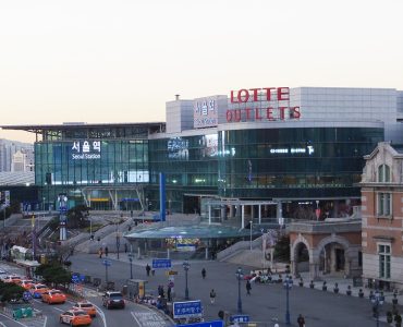 The main concourse building of Seoul Station