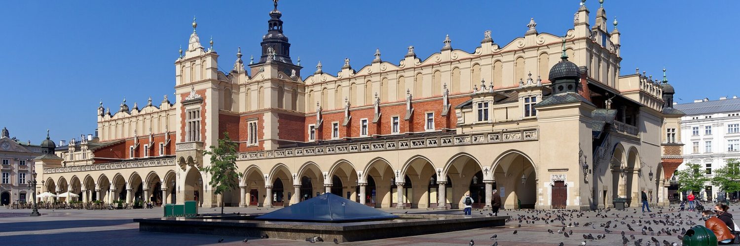 The Renaissance Cloth Hall (Sukiennice) standing in the middle of Krakow’s Main Market Square
